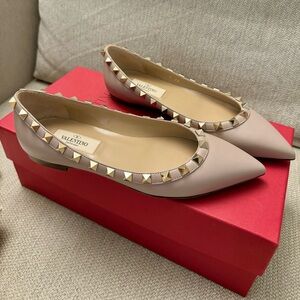 Valentino Rockstud Ballerina in Poudre